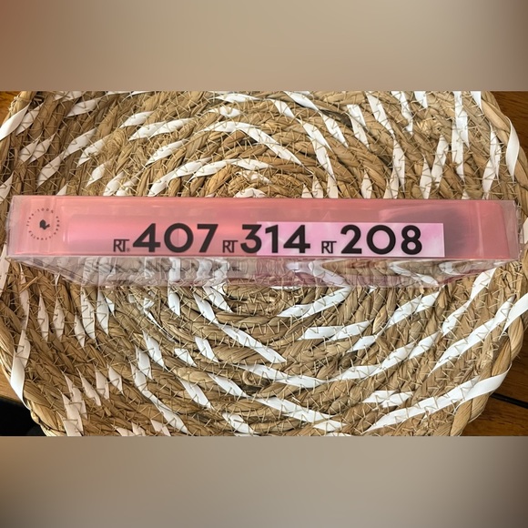 New Real Techniques Essentials Set 2.0 for foundation, shadow and blush - Picture 5 of 9